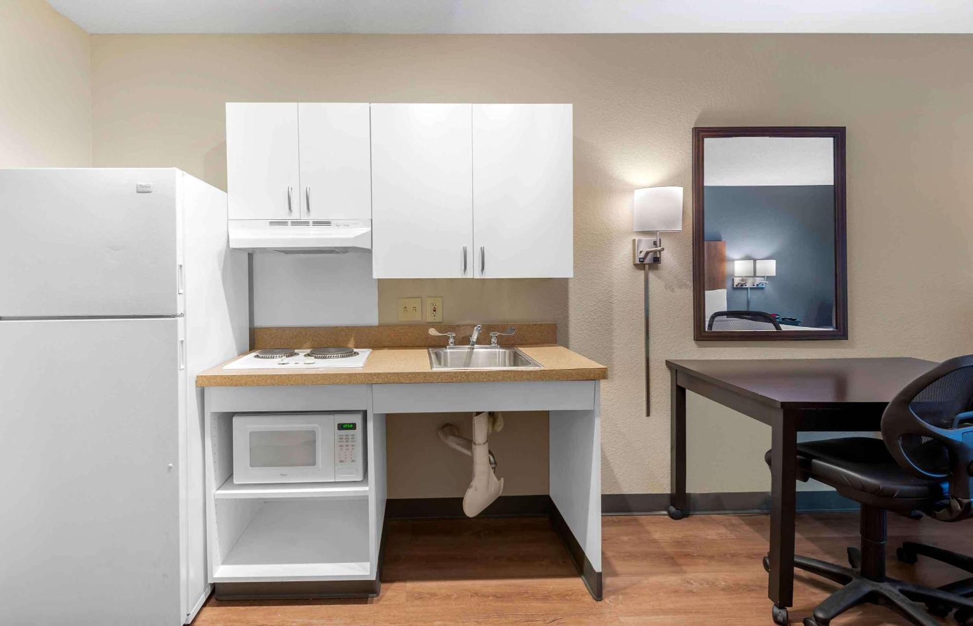 Extended Stay America Suites - Charlotte - Pineville - Park Rd Екстер'єр фото